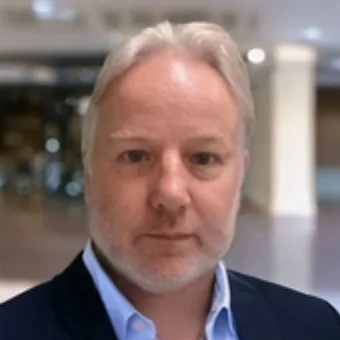 Darren Price headshot photo