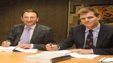Datacom to expand on back of govt deal