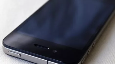 Police raid Gizmodo editor's home