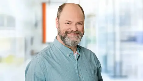 Kevin kline headshot solarwinds